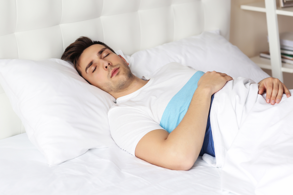 Sleeping with a Shoulder Injury - N8 Family Chiropractic